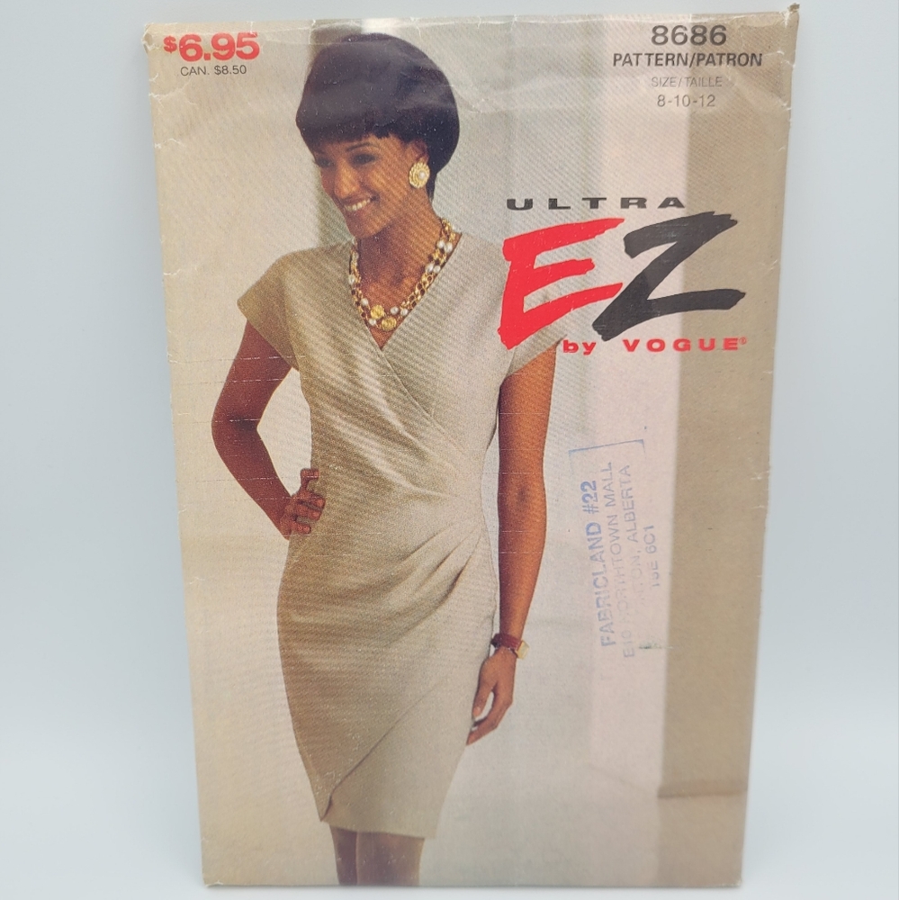 UNCUT Vintage 90's Vogue 8686 Ultra EZ dress Sewing Pattern